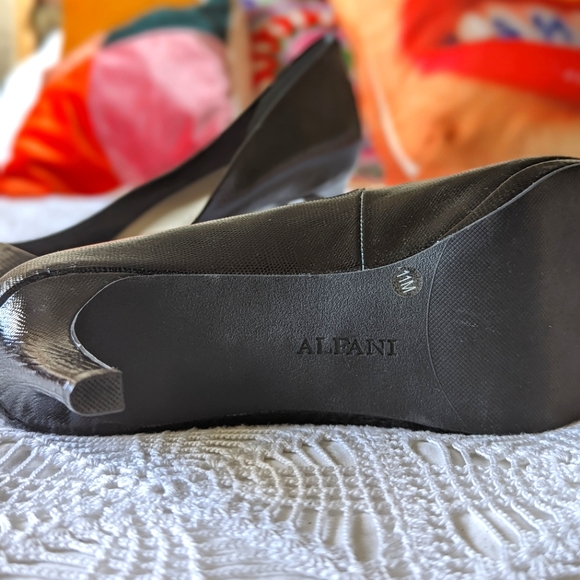 High heels - Picture 5 of 5